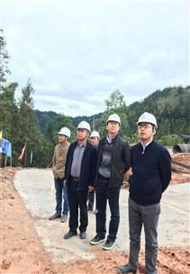 �����ظ��س���ԭ���ʶӵ��׵ط�ƶ�����Ŀ�Ӳ�