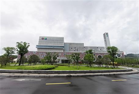 ǧ�������Я���ػ���ˮ��ɽ