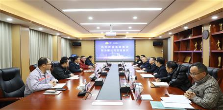 ��弯�ŵ�ұ����˾������̸