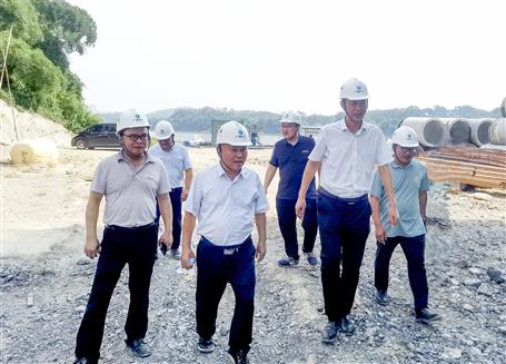 �Ʒ塢���µ��𶫷ֹ�˾��Ŀ��չ2023��ڶ������徲���������ۺϴ����ߡ�Χǽ��Χǽ�⡱�͡��԰����ܡ�ר����