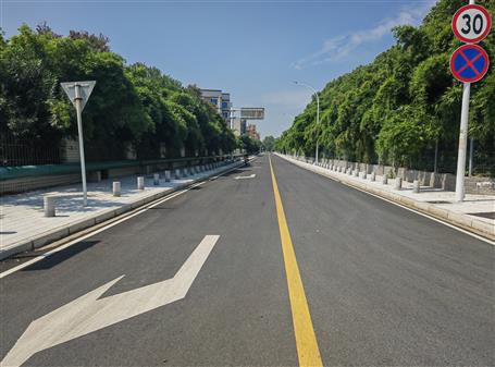 �������������� �����Ѽ������ֹ�˾��Ŀͨ���깤����