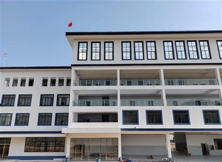 ұ�����ֹ�˾��Ŀ1#¥����˳��ͨ���깤����